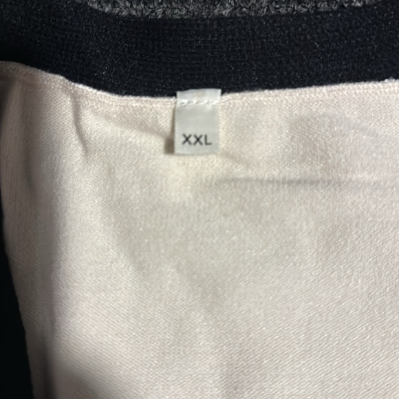 New sweater - Picture 2 of 3